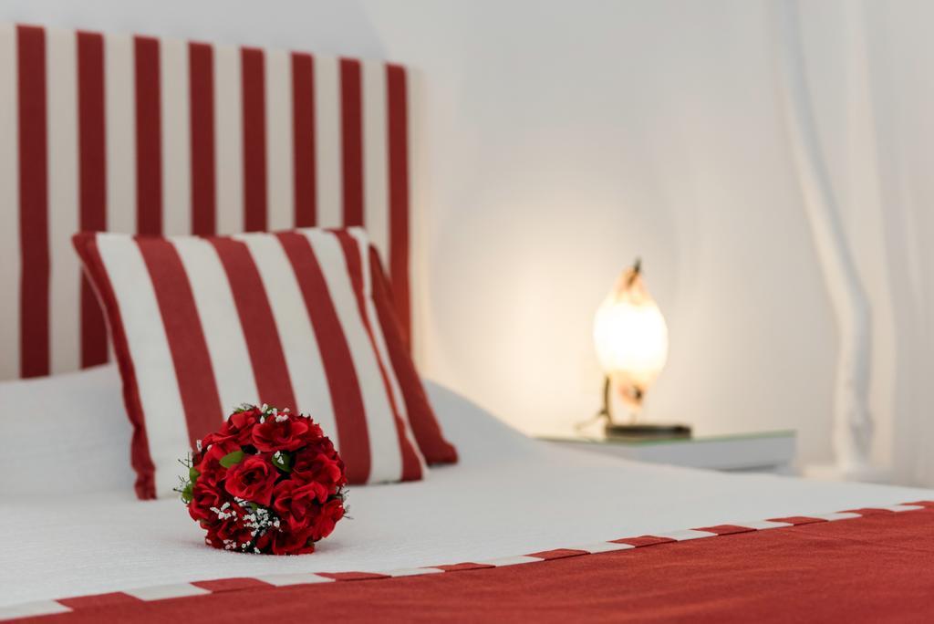Dream Island Hotel Фіра Екстер'єр фото